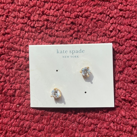 Kate spade earrings never worn - Picture 1 of 3
